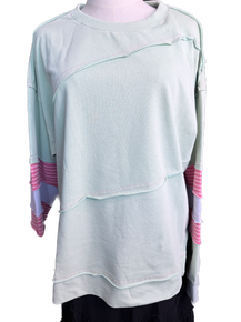 EASEL - Mixed Color Washed Terry Pullover (Pistachio)