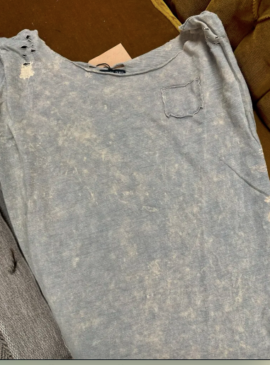 A RARE BIRD - Grey Distressed Washed Rag Tee