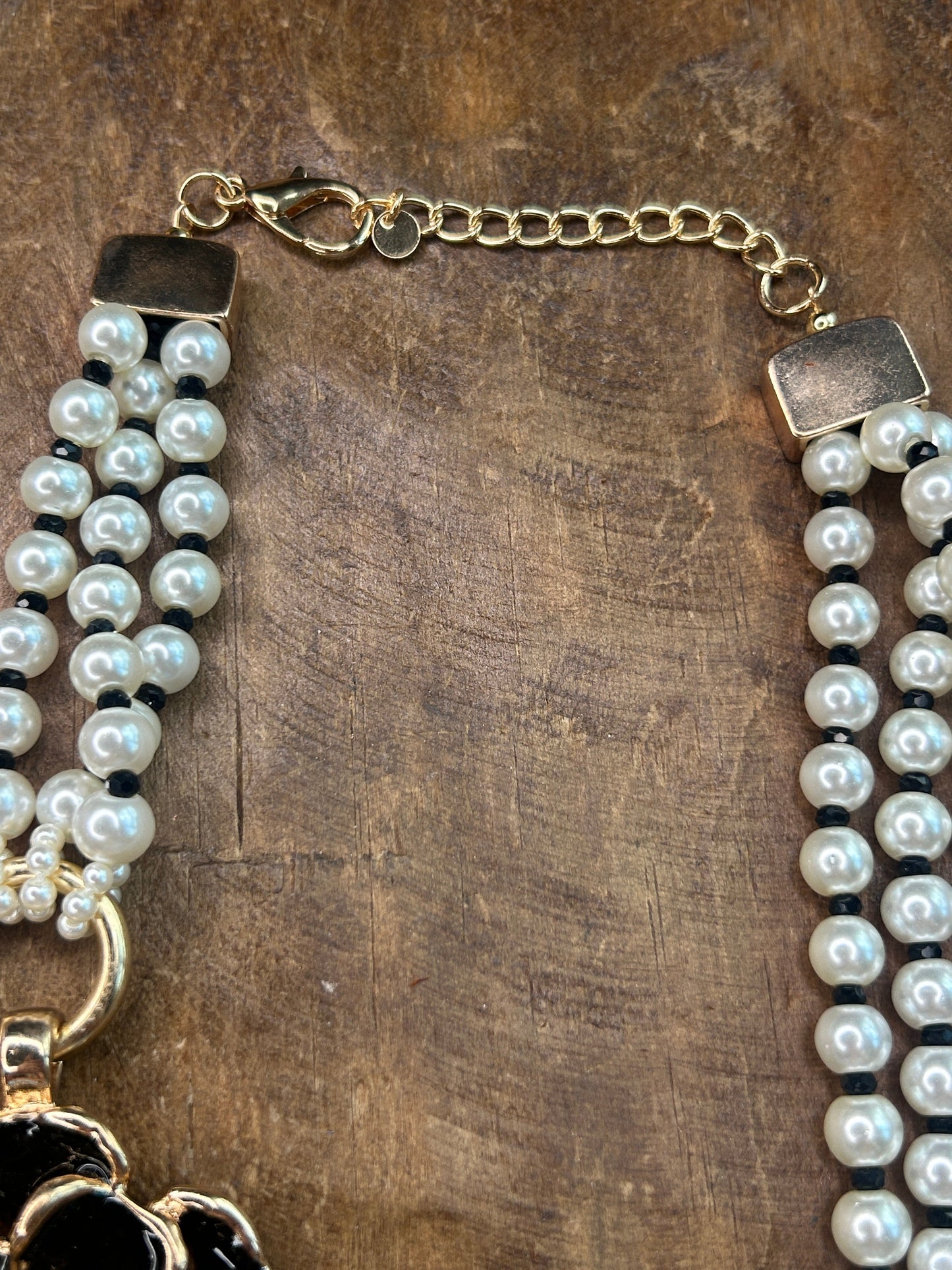 Vintage Pearl and Flower Necklace