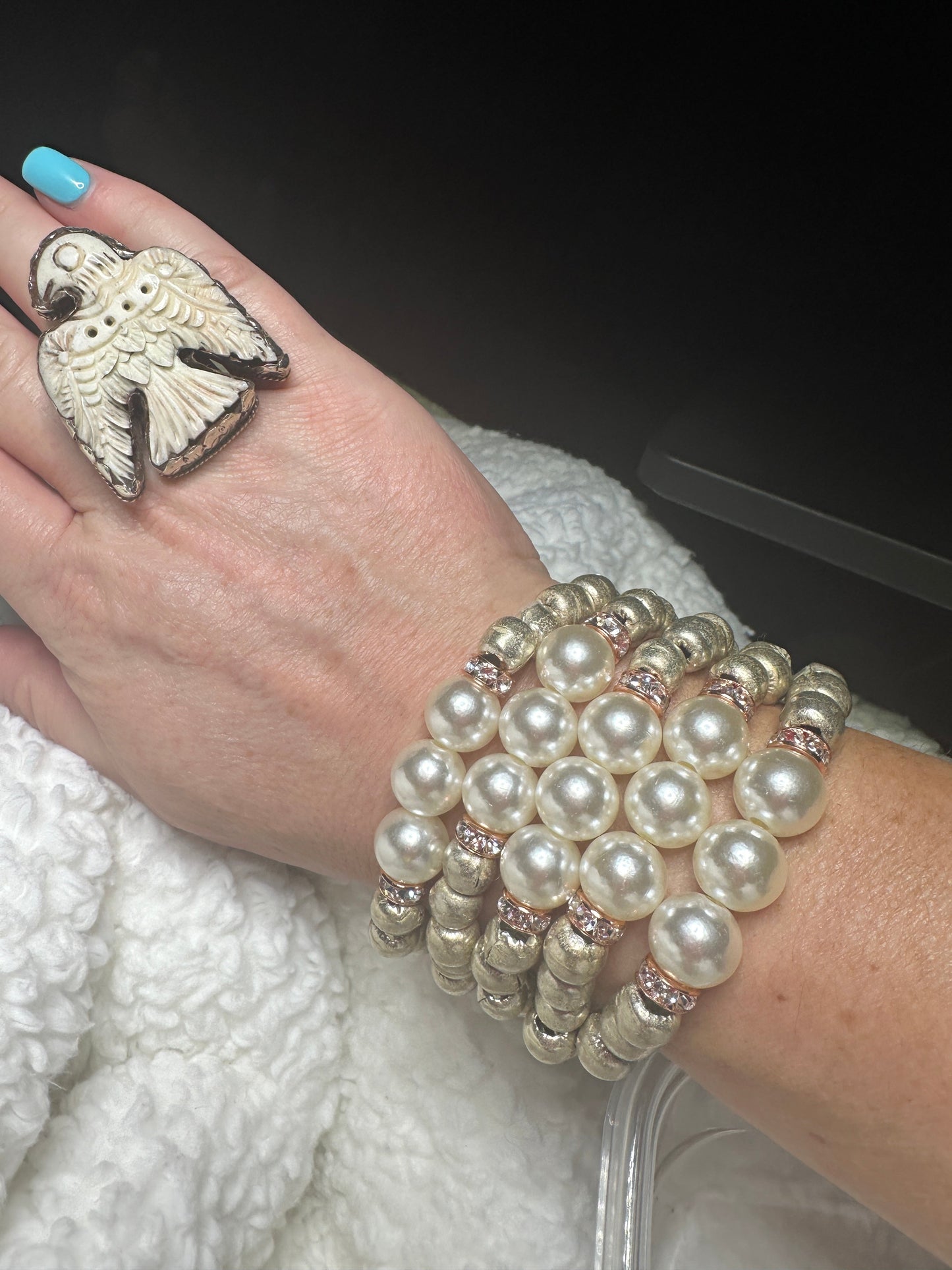 Count Your Blessings Pearl & African Bead Stretch Bracelet