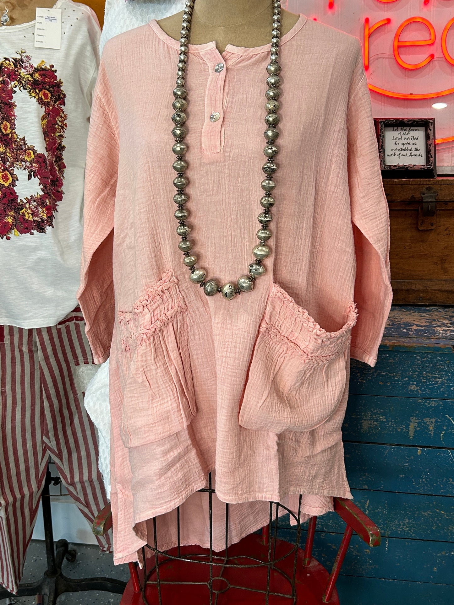 FINAL SALE Paper Lace Vintage Washed Tunic with Button Sleeves (Pink)
