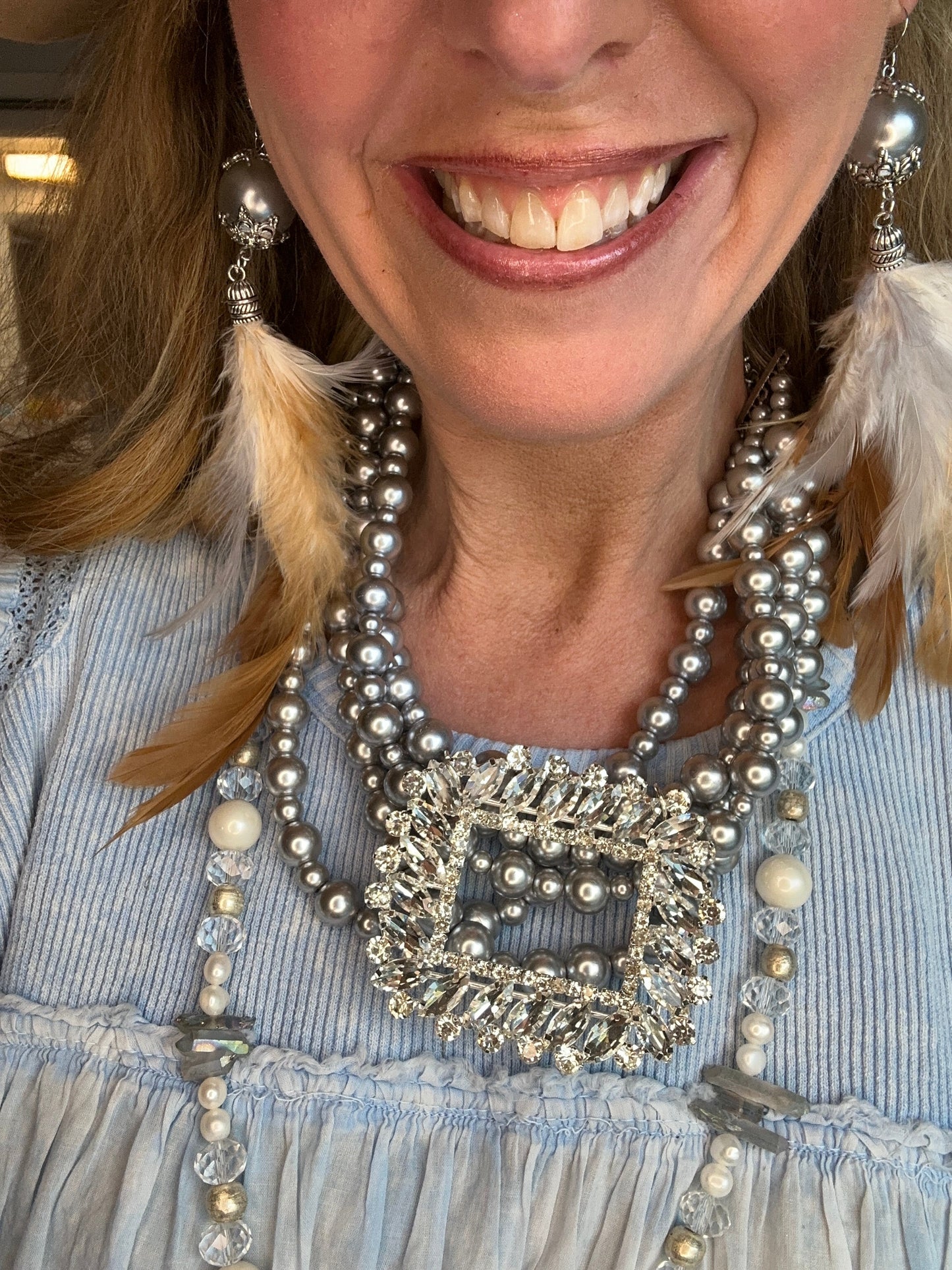 RARE BIRD 5 STRAND GREY PEARL AND RHINESTONE NECKLACE