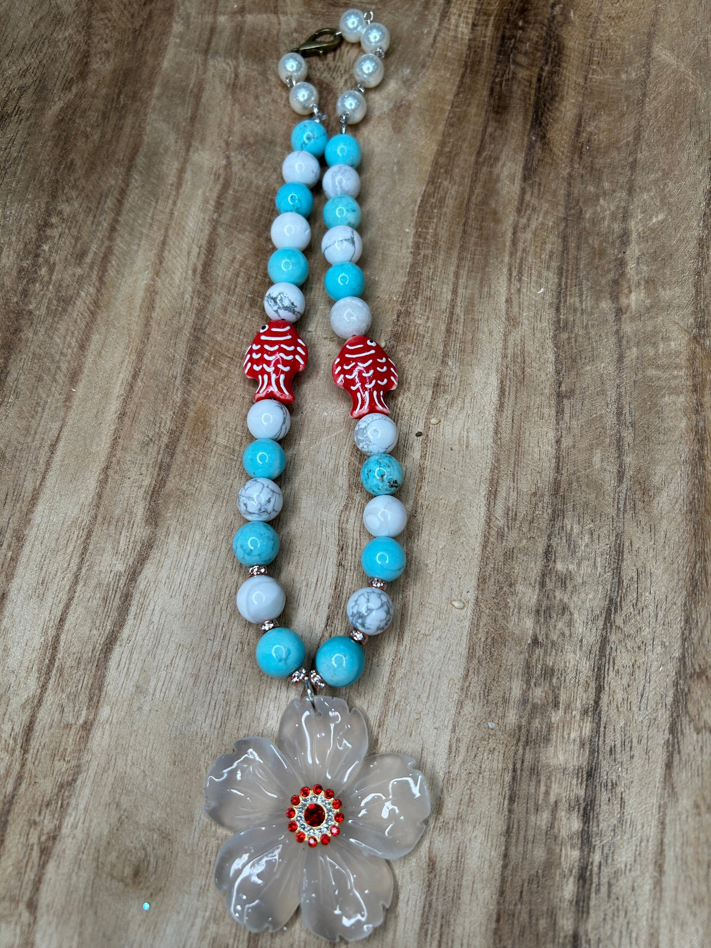 Floral Beach Necklace (Robin's Egg Blue/White/Red)- ERR ORIGINAL