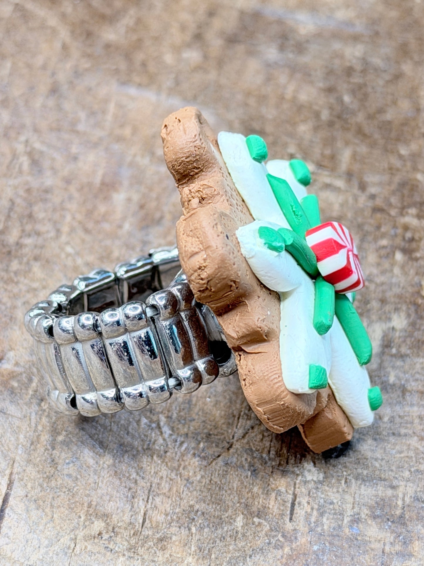 Frosted Sugar Cookie Stretch Ring (A)- ERR ORIGINAL