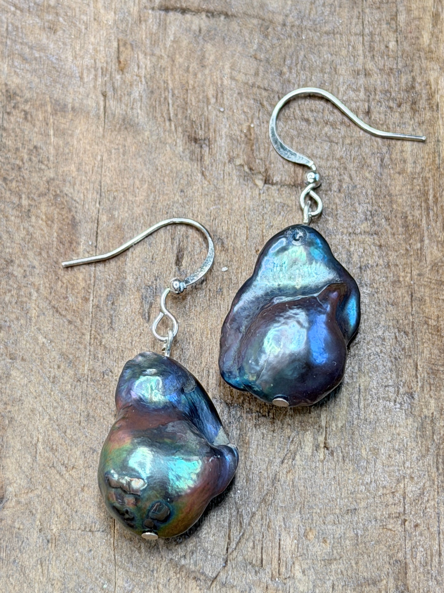 Genuine Chunky Baroque Pearl Earrings (Purple/Blue)