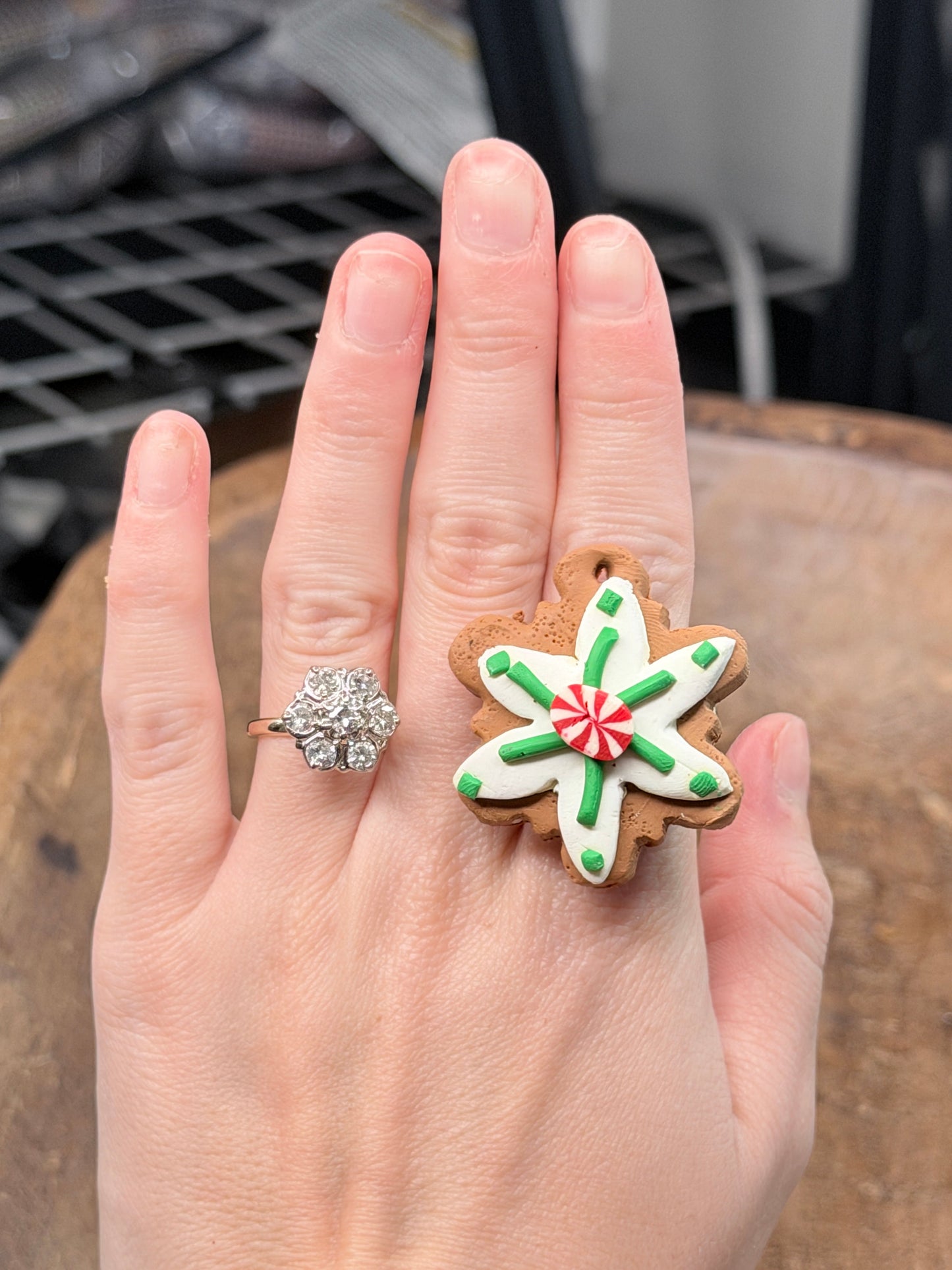 Frosted Sugar Cookie Stretch Ring (A)- ERR ORIGINAL