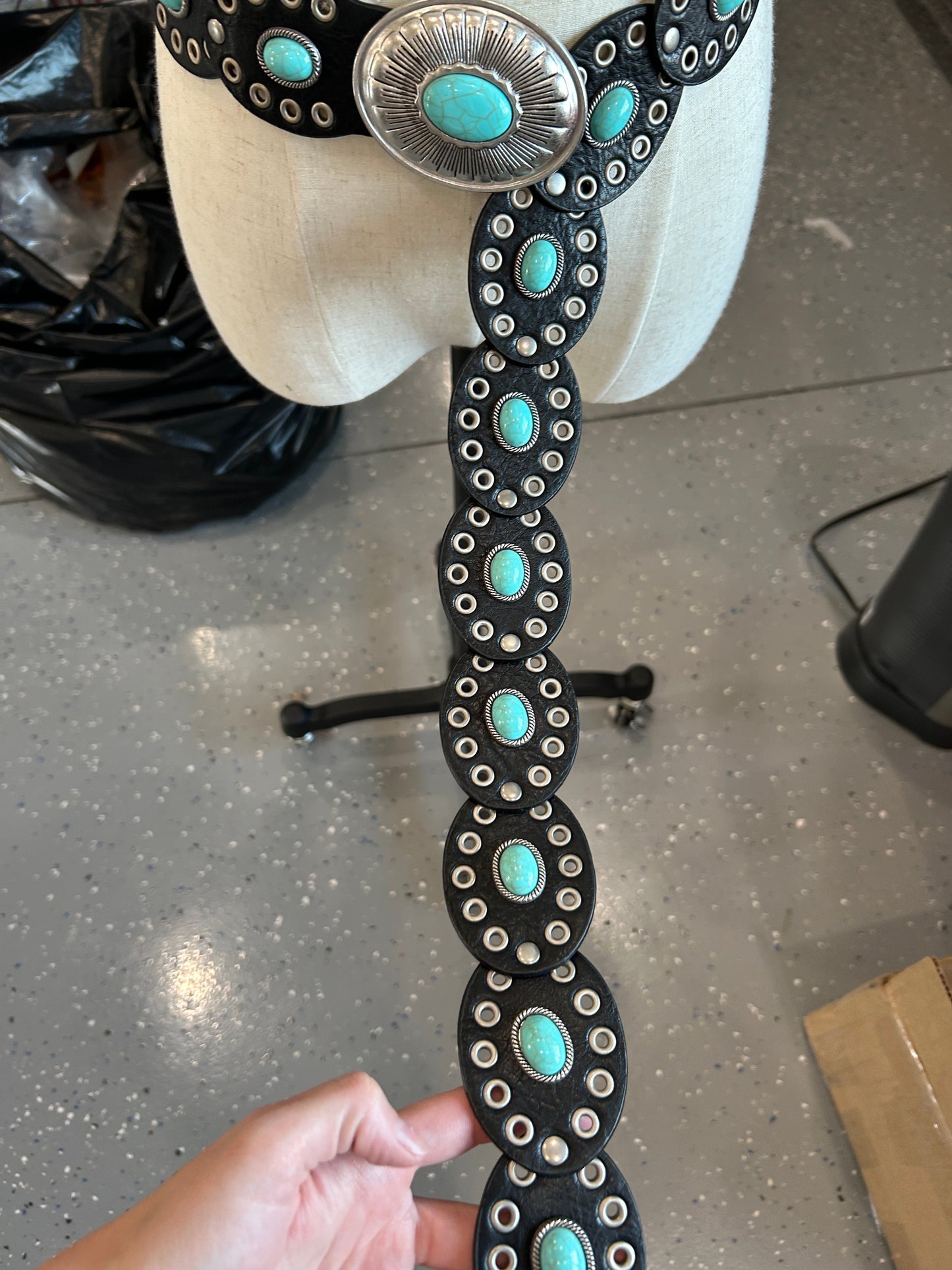 Turquoise Concho Leather Belt (Black)