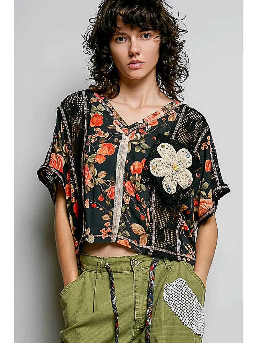 POL- V-Neck Crochet Patch Knit Top (Black/Floral)