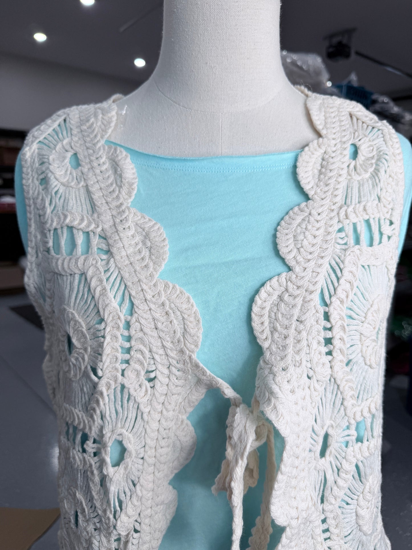 Geo Sunburst Scalloped Hem Vest (Beige) *Final Sale*