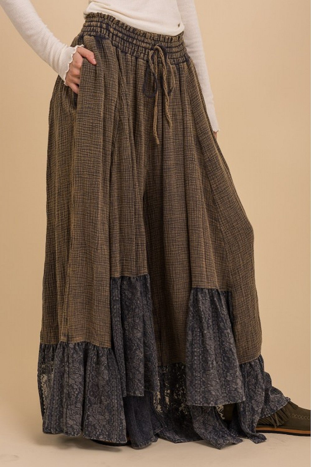 SALE Bluevelvet- Lace Bottom Double Gauze Pants (Navy) *Final Sale*