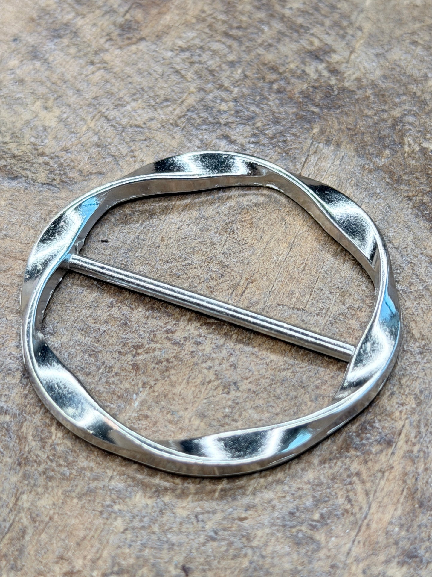 Silver Circle Tee Tie