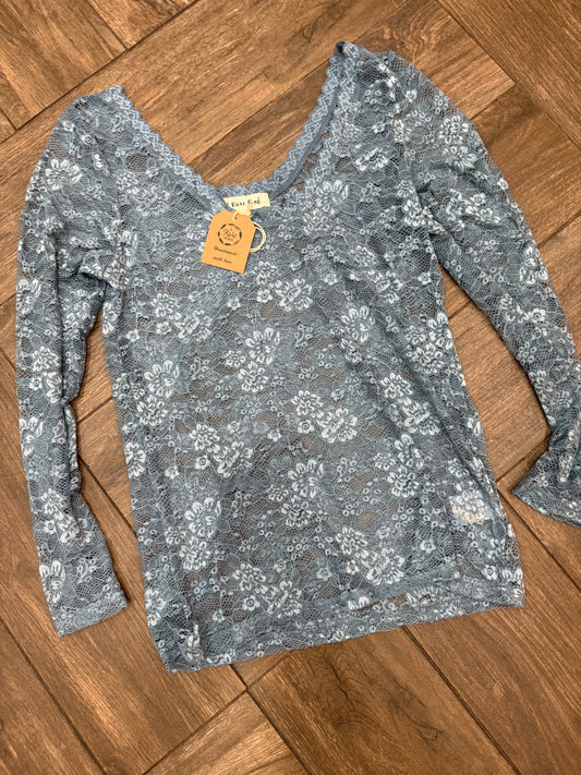 Rare Bird- Lace Layer Shirt DENIM