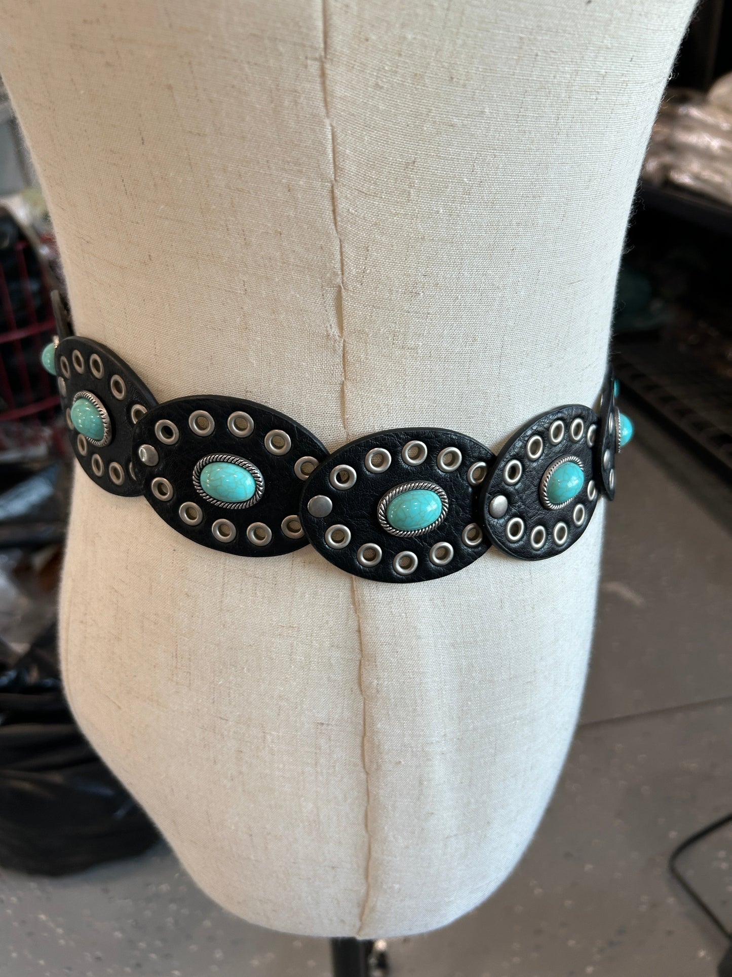 Turquoise Concho Leather Belt (Black)