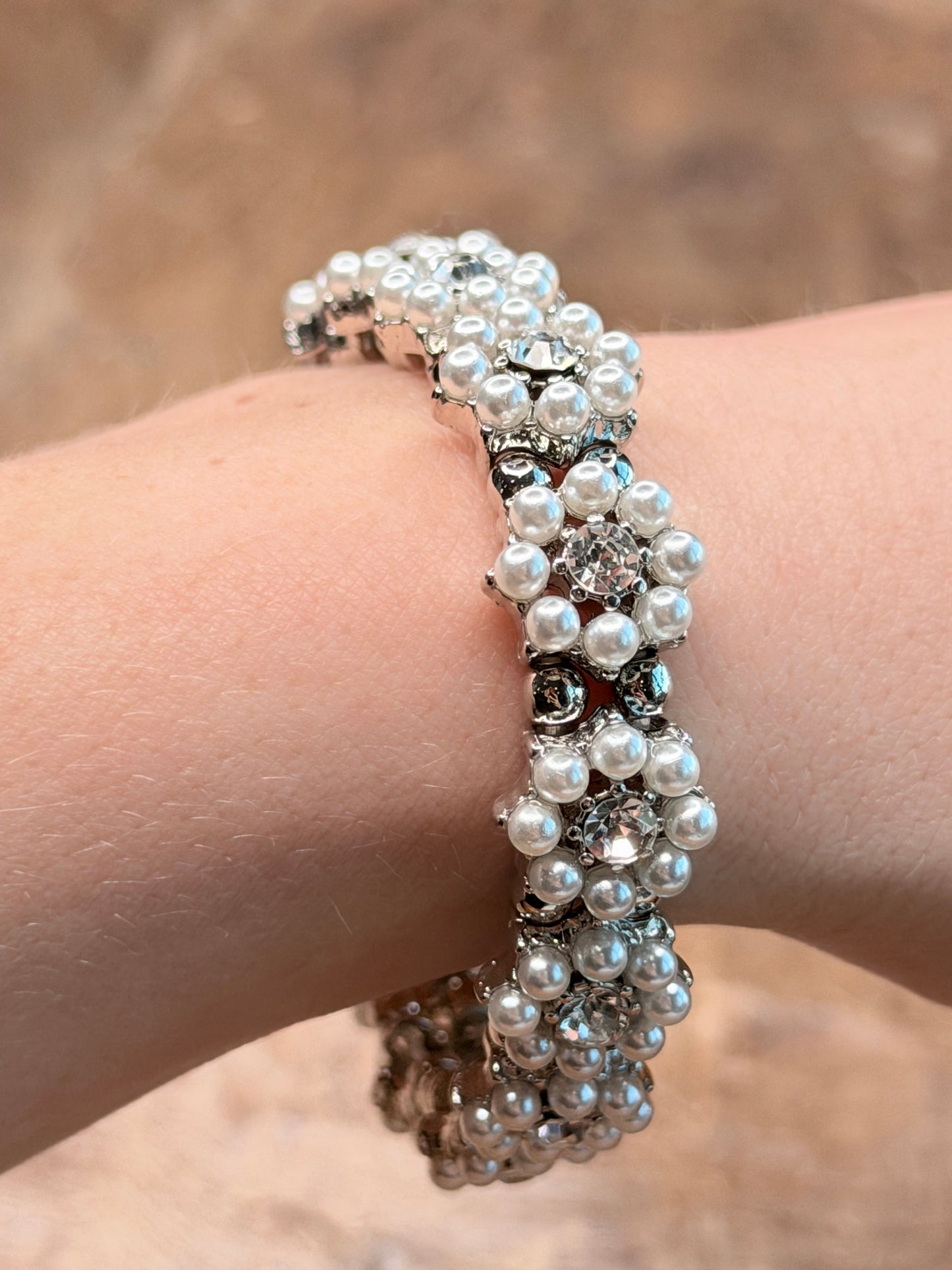 Pearl and Crystal Stretch Bracelet