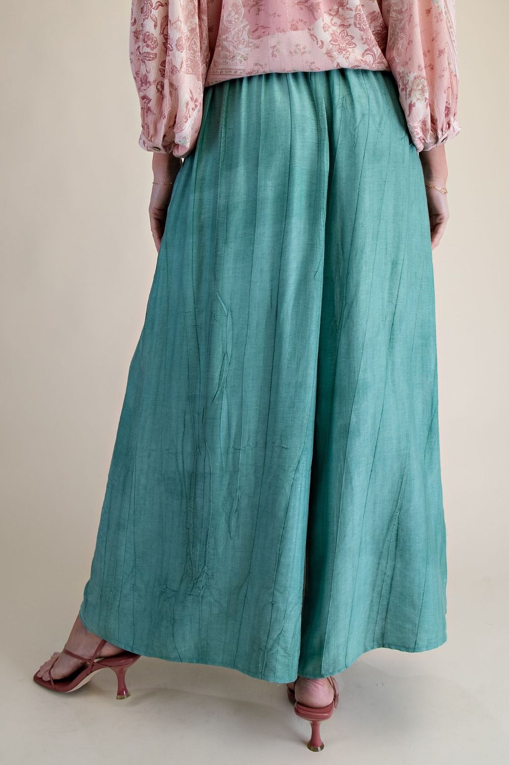 Easel- Textured Woven Palazzo Pants (Atlantis Green)