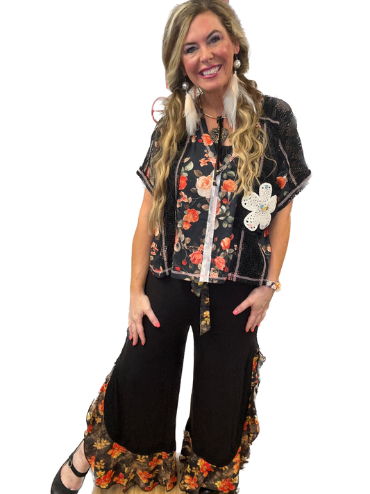POL- Floral Accent Ruffled Ribbed Pants (Black)