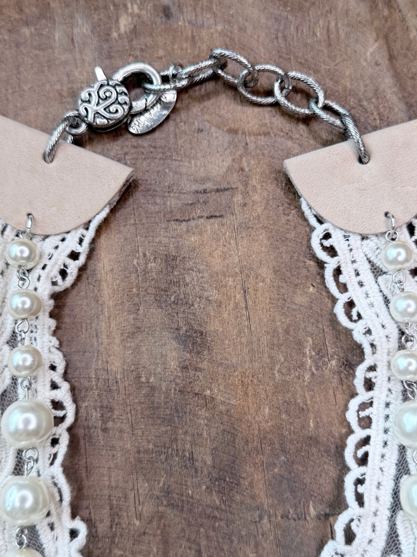 Sandra Ling- Pearls and Lace Bib Necklace (Crochet)