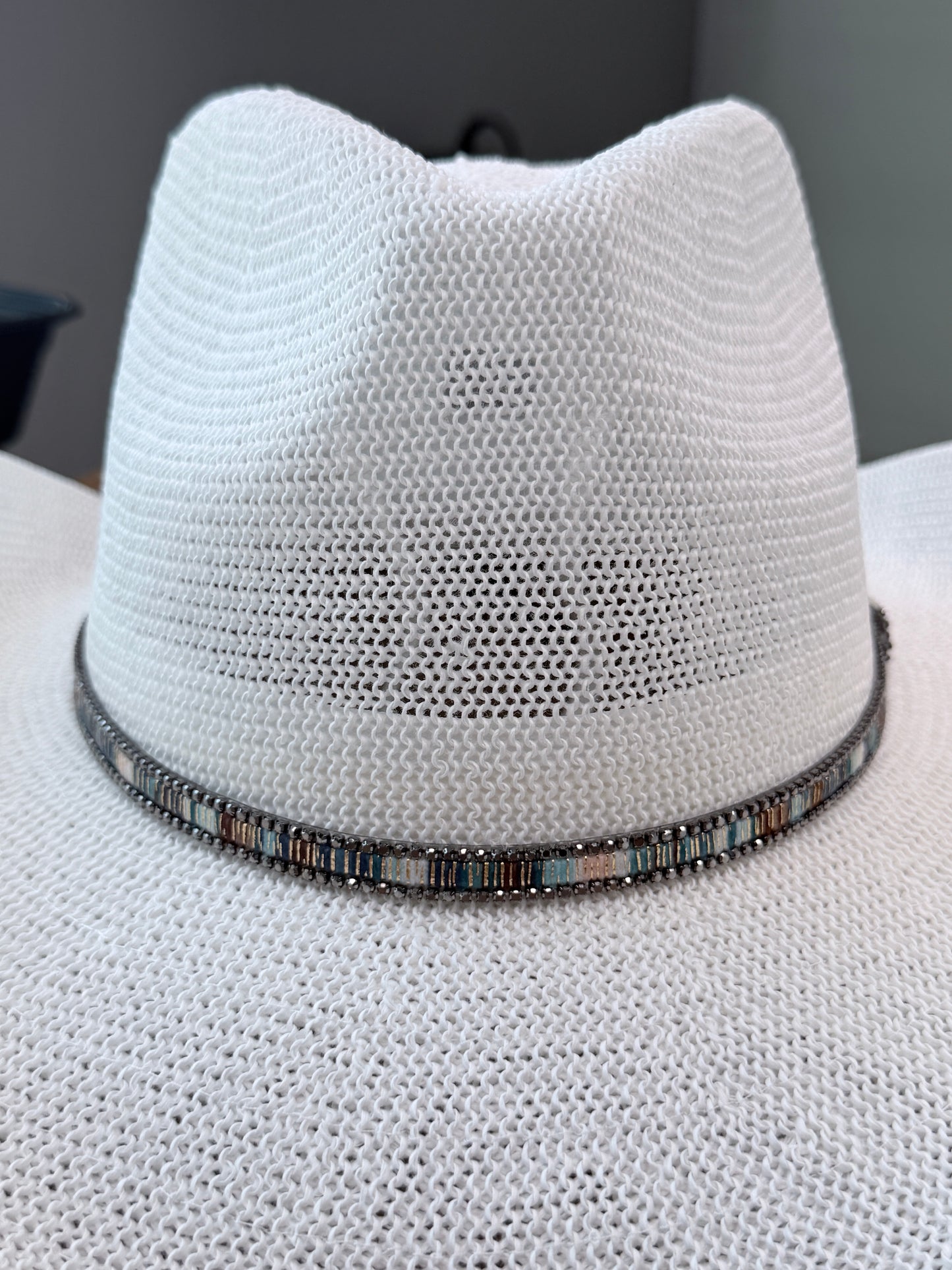 Woven Cowboy Hat With Hat Band (White)