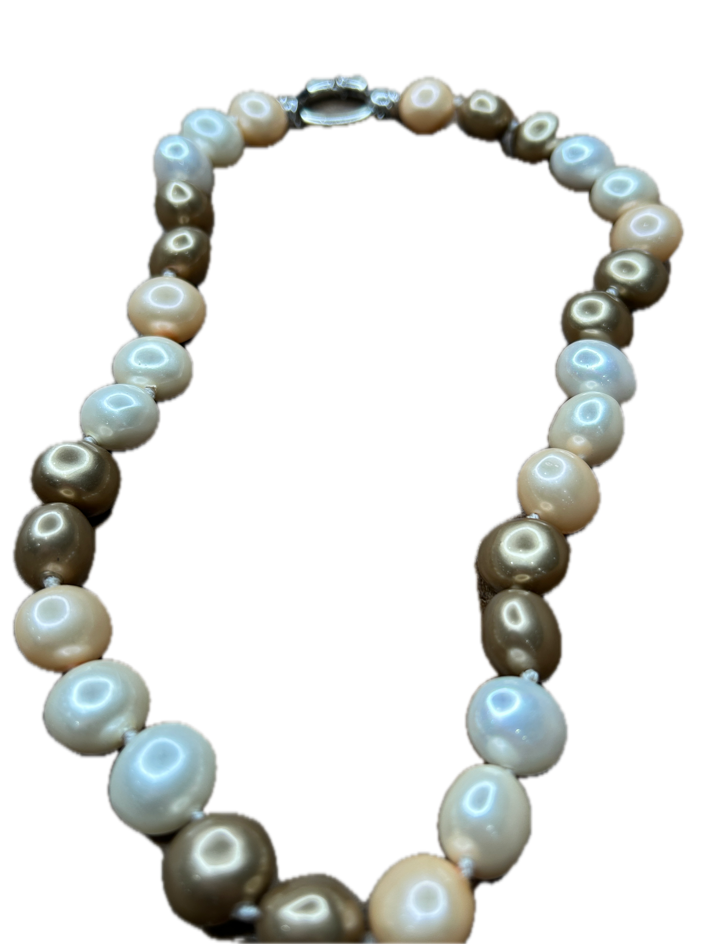 Short Brassy Pearl Necklace