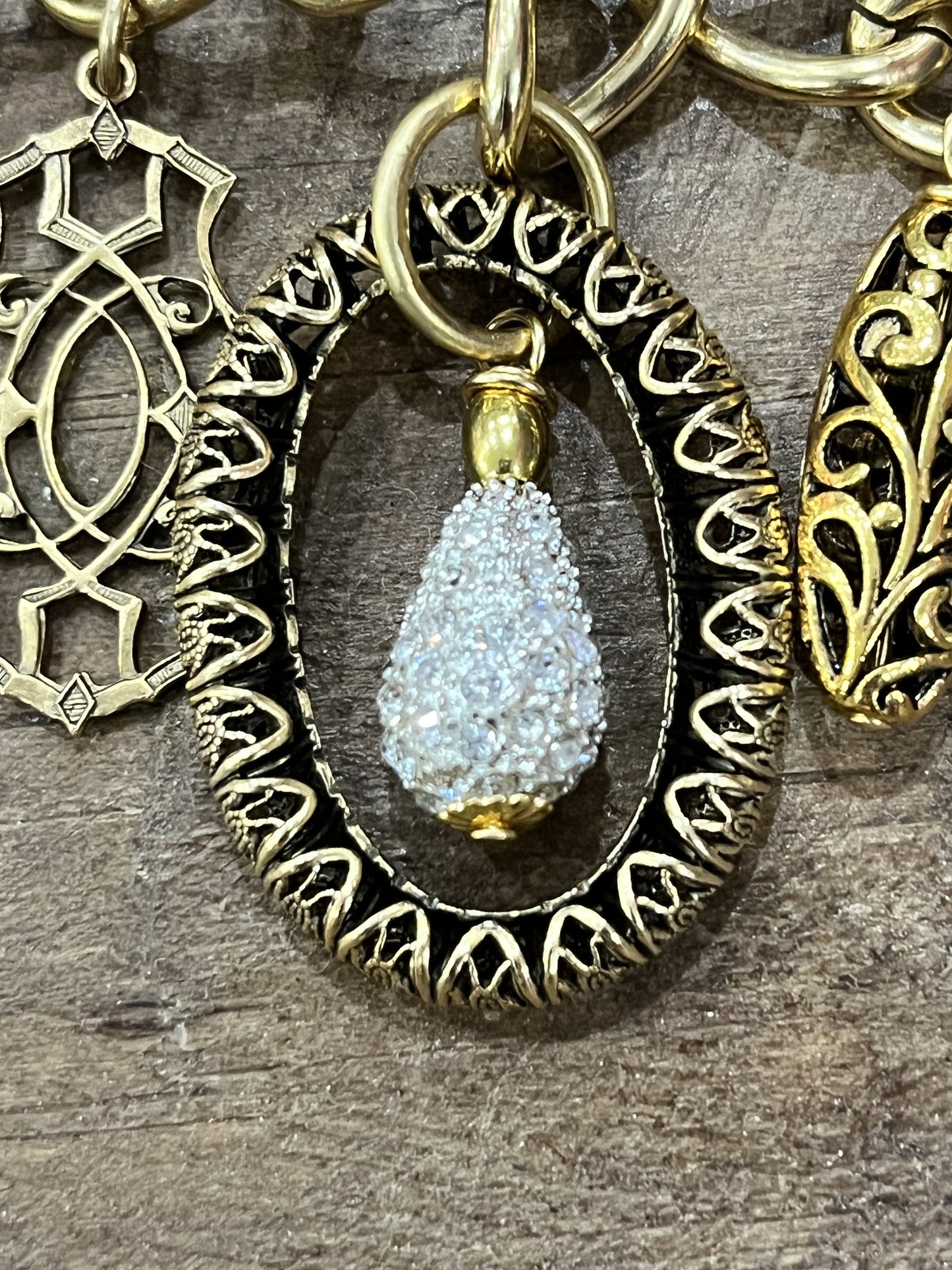 Blinging Bag-Heart of Gold Chain Bag Charm
