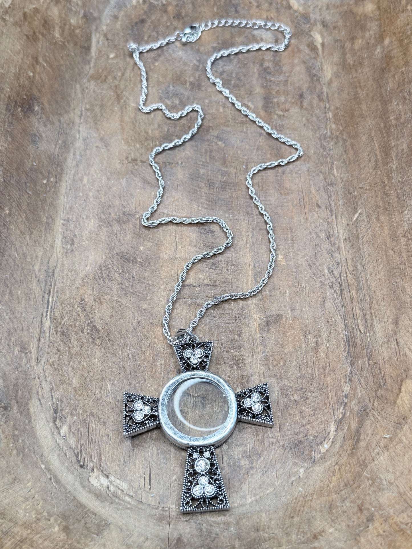 Silver Magnifying Glass Cross Necklace (B)