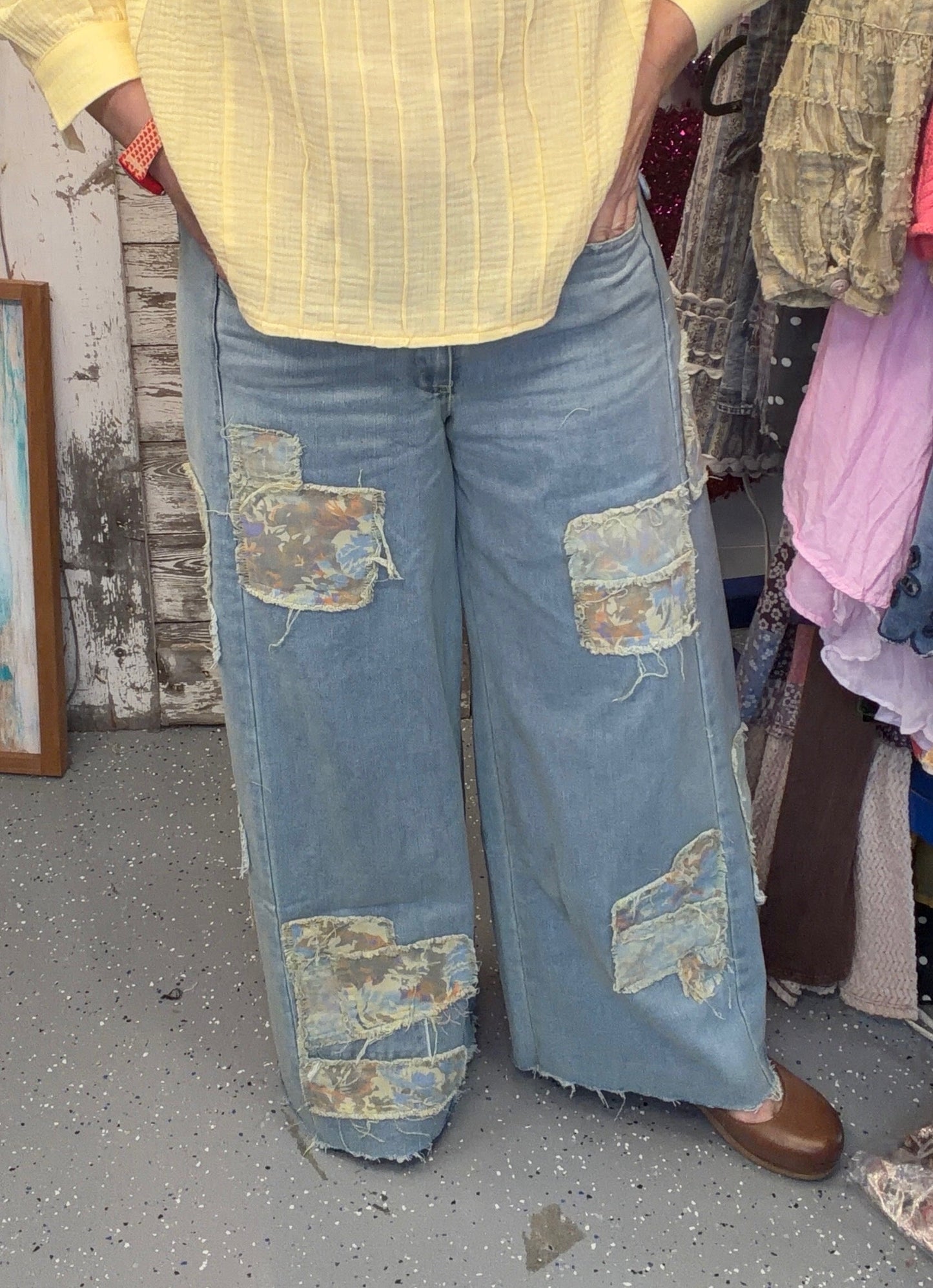 Bluevelvet- Wide-Leg Patchwork Jeans (Lt Denim)
