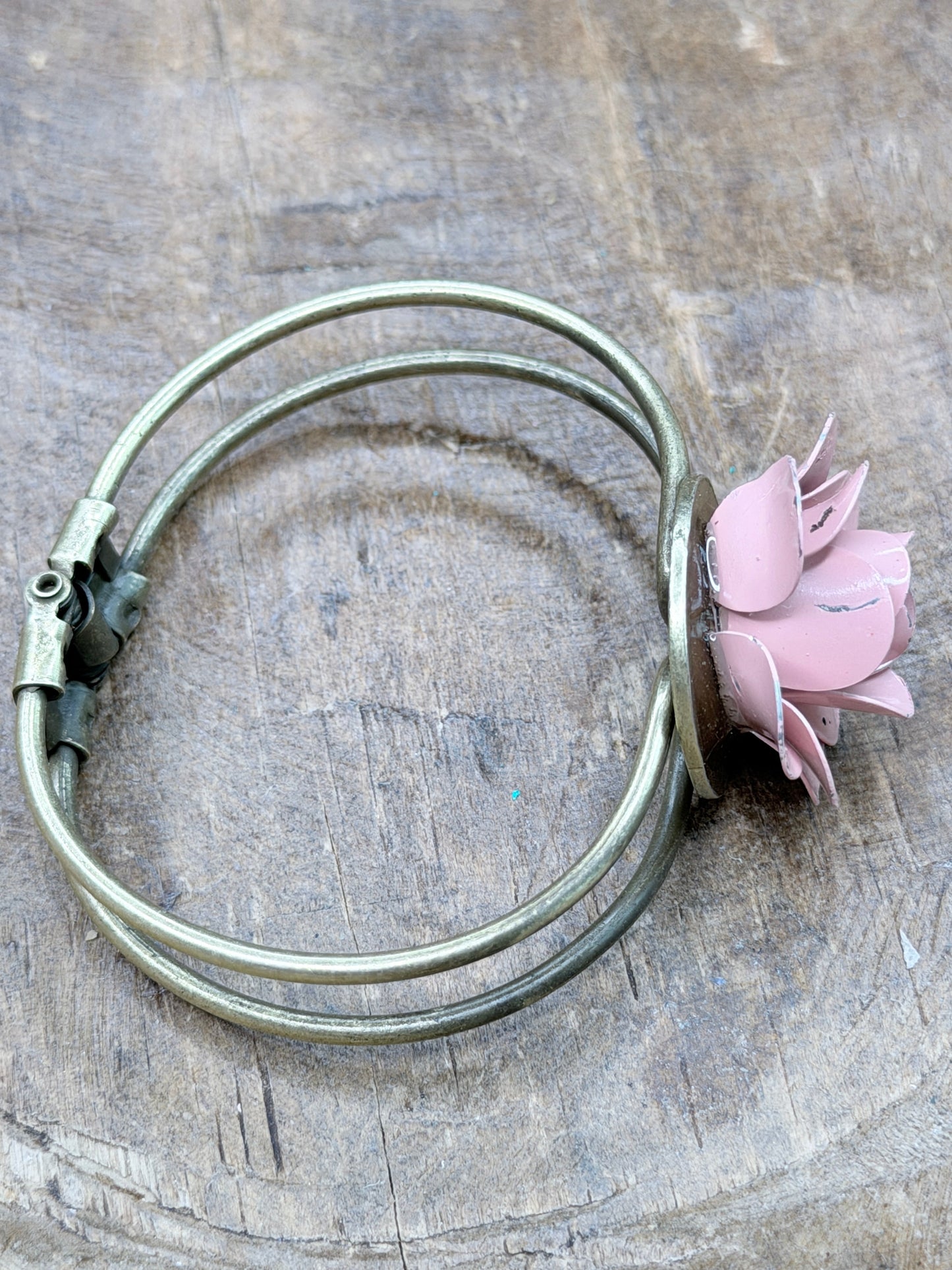 Metal Flower Cuff (Light Pink B)