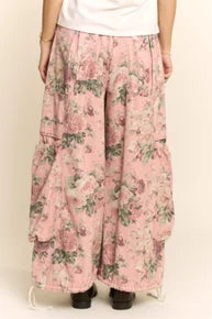 Davi & Dani- Floral Print Drop Pocket Pants (Pink)
