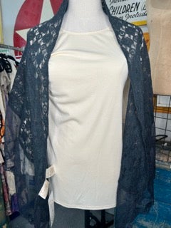 Paper Lace-Embroidered Lace Scarf (Navy)