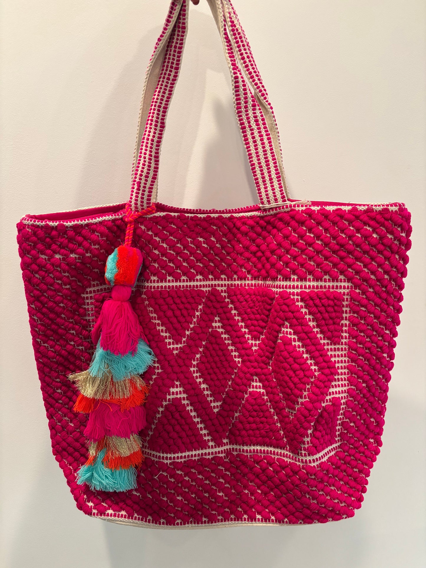 Fiesta Vibes Woven Tote – Hot Pink