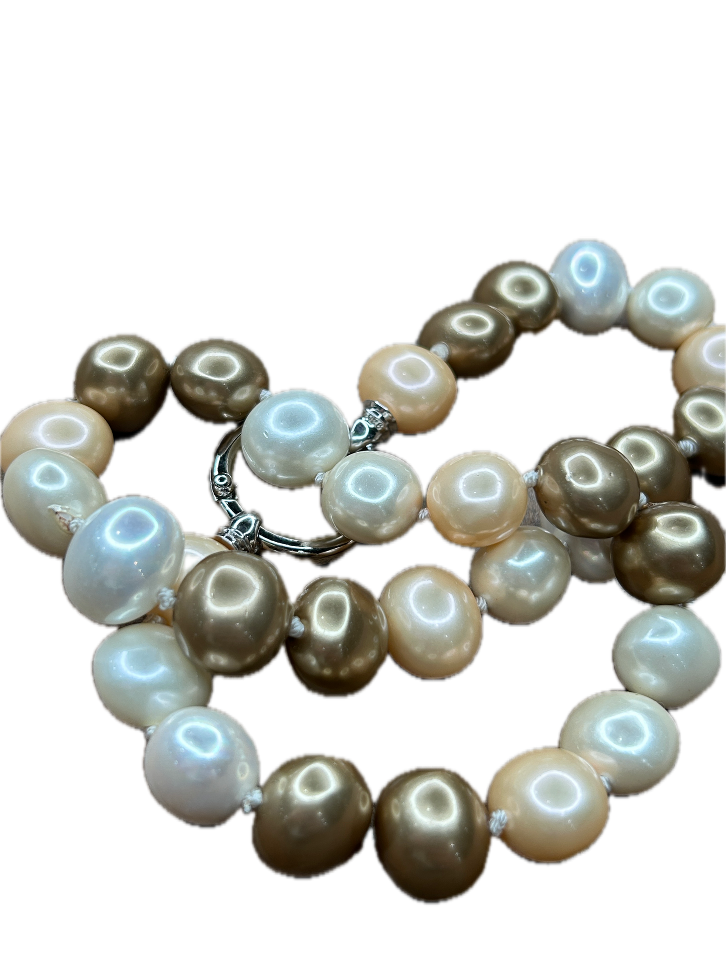 Short Brassy Pearl Necklace