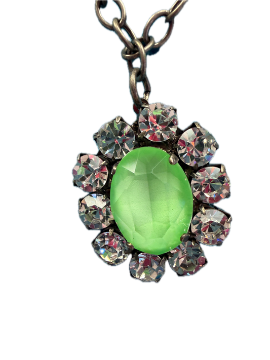 Edith Oval Pendant Necklace